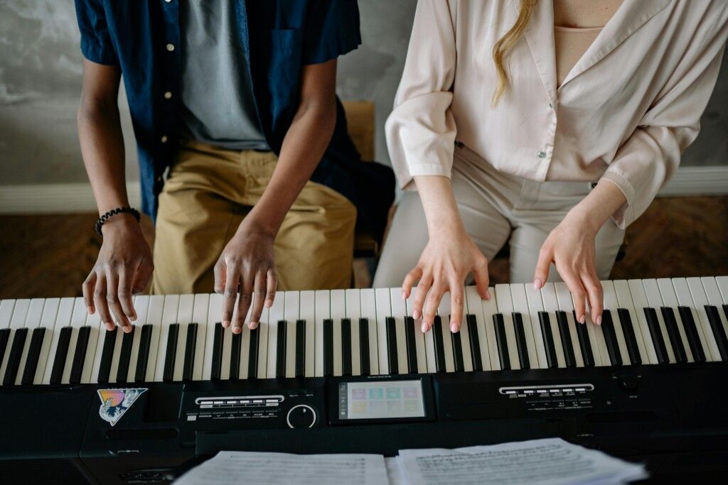 música con piano
